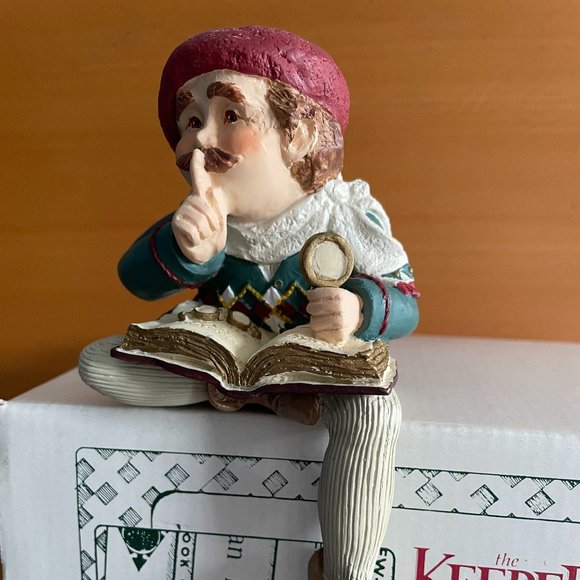 Male keeper of libraries - Picture 1 of 5